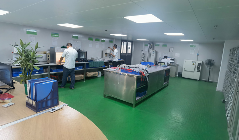 研髮(fa)實(shi)驗(yan)室